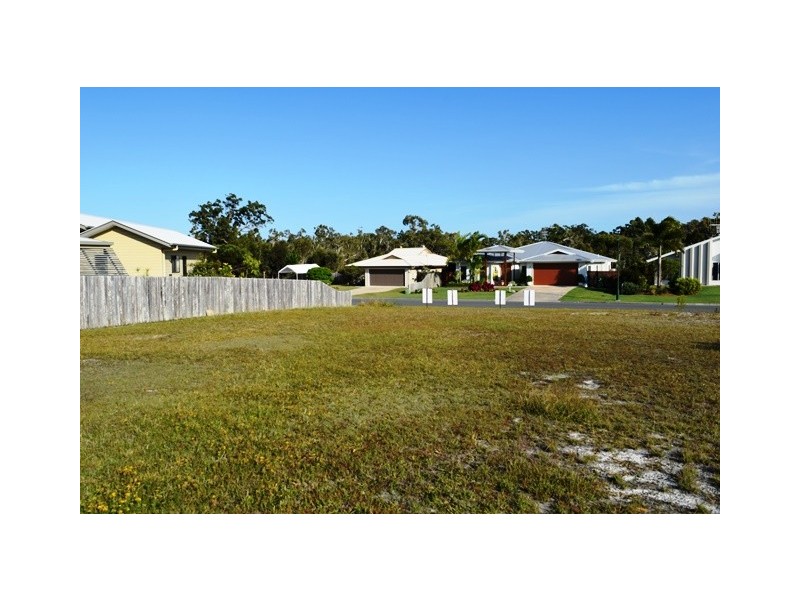 44 Summer Way, Tin Can Bay QLD 4580