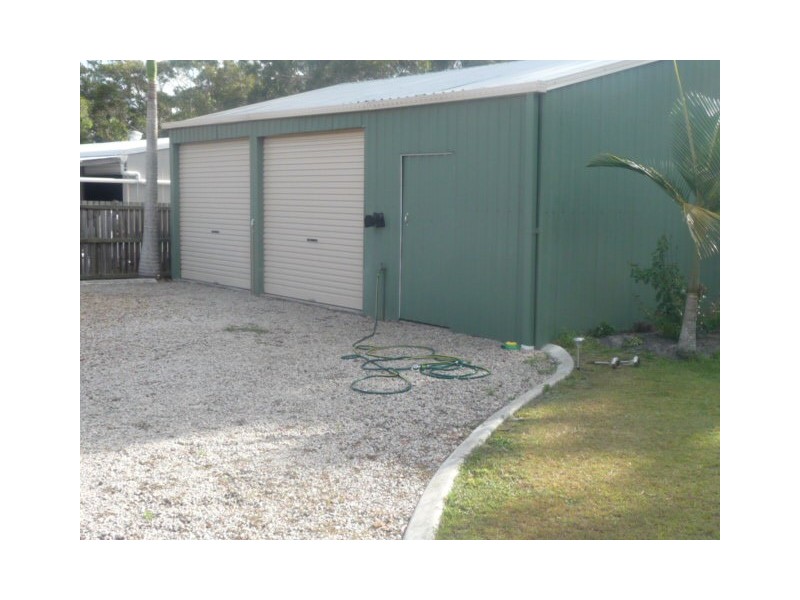 5 Challenger Ct, Cooloola Cove QLD 4580