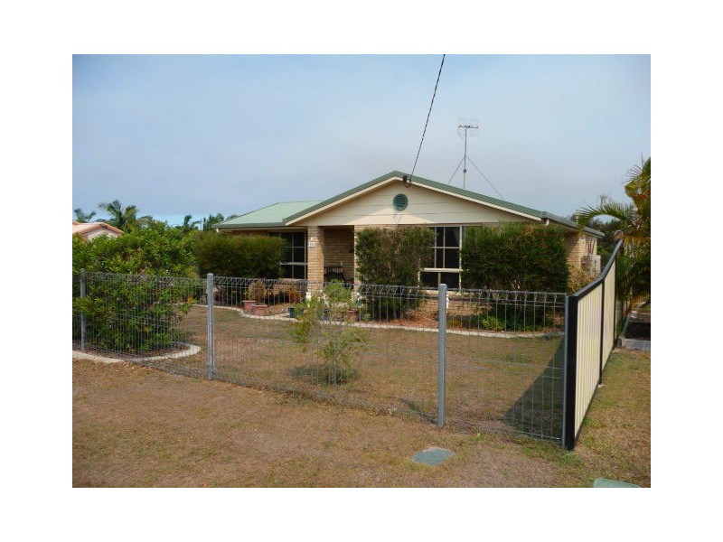 24 Golden HInd, Cooloola Cove QLD 4580