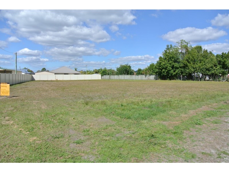 8 Illustrious Crt, Cooloola Cove QLD 4580