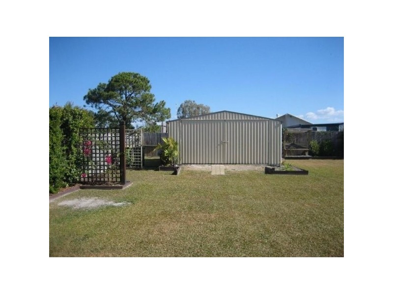 24 Kanimbla Ave, Cooloola Cove QLD 4580