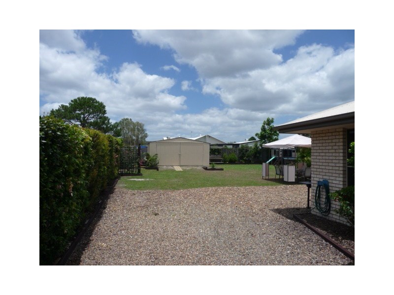 24 Kanimbla Ave, Cooloola Cove QLD 4580