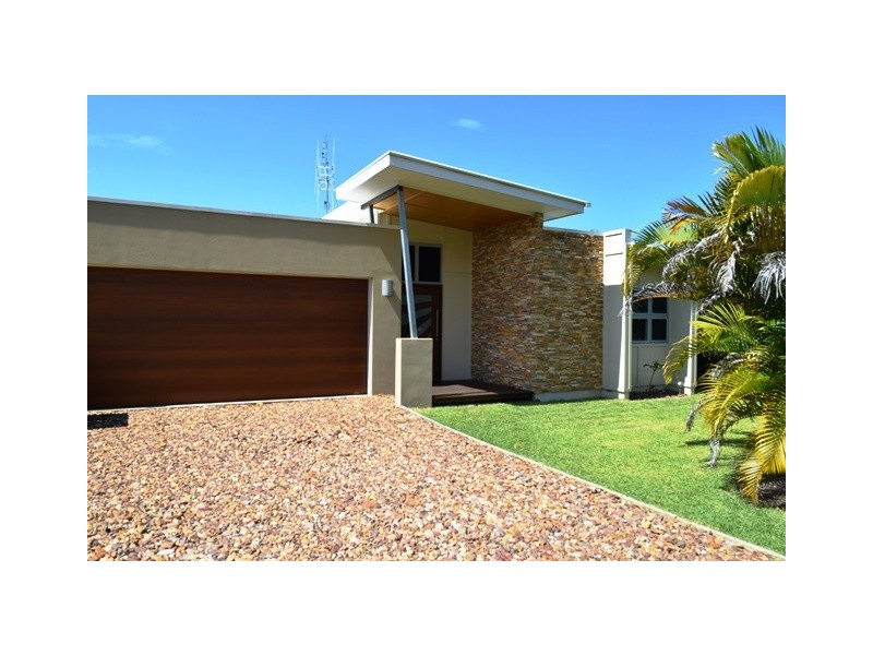 17 Dugong Street, Tin Can Bay QLD 4580