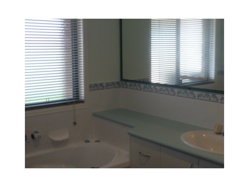 19 Acacia Crescent, Tin Can Bay QLD 4580