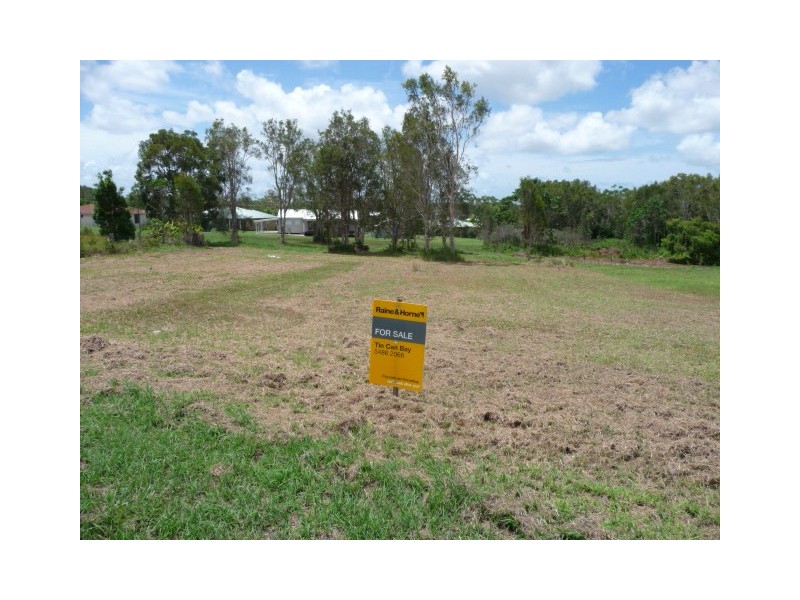 18 Vanguard Court, Cooloola Cove QLD 4580