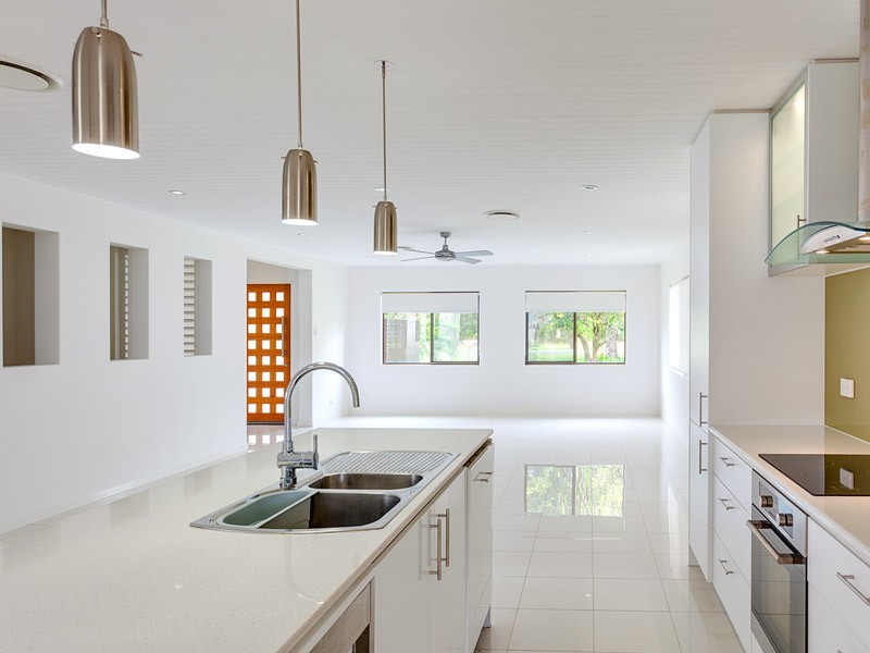 84 Gympie Road, Tin Can Bay QLD 4580