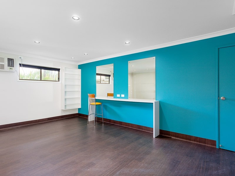 84 Gympie Road, Tin Can Bay QLD 4580