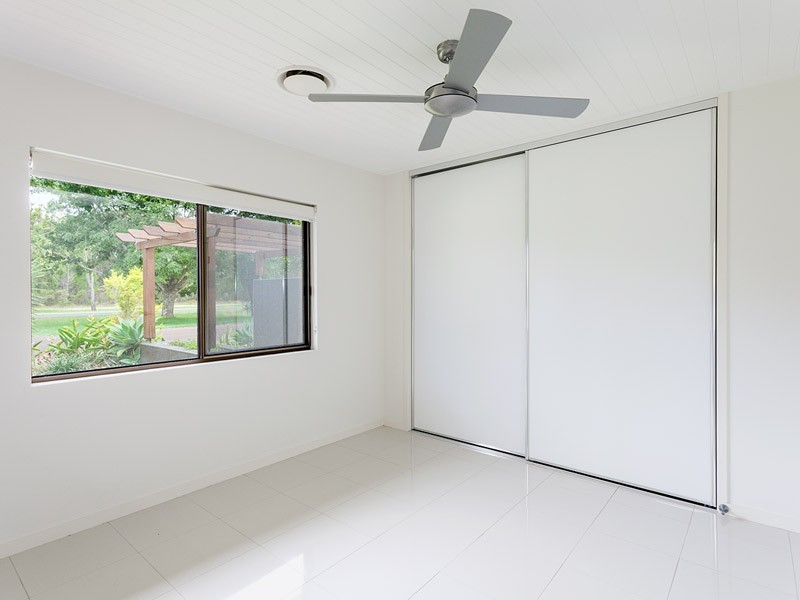 84 Gympie Road, Tin Can Bay QLD 4580