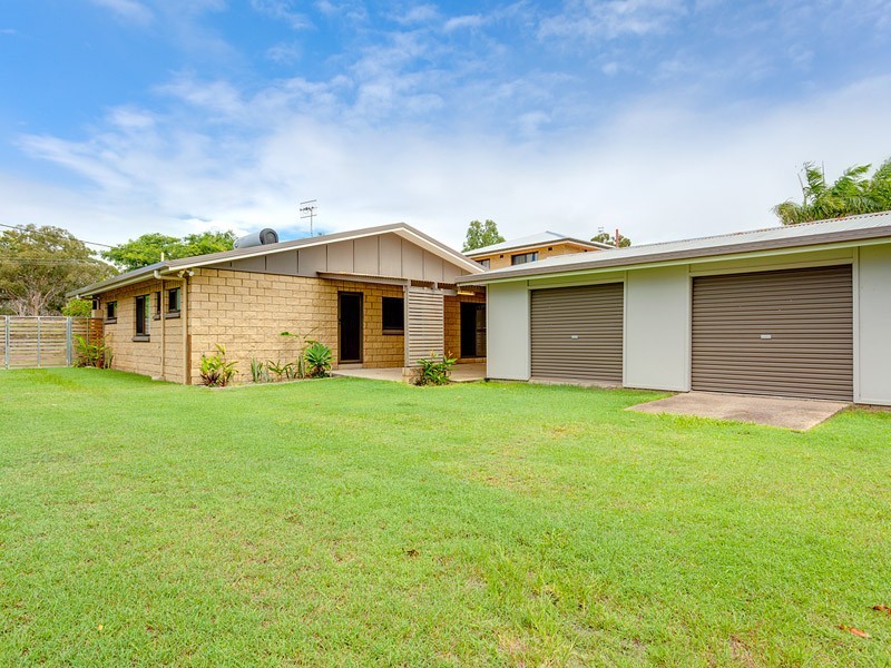 84 Gympie Road, Tin Can Bay QLD 4580