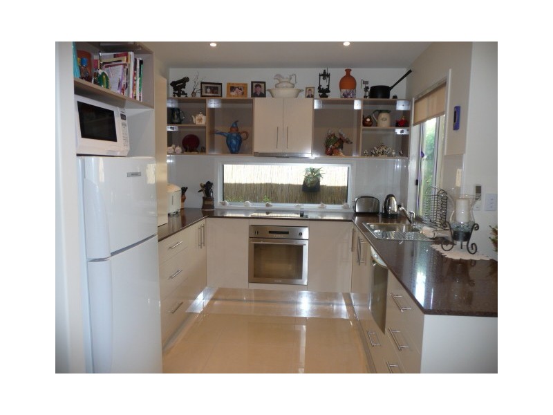2/20 Gympie Rd, Tin Can Bay QLD 4580