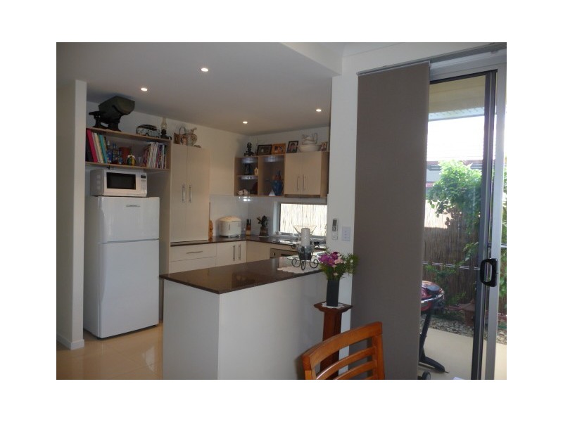 2/20 Gympie Rd, Tin Can Bay QLD 4580