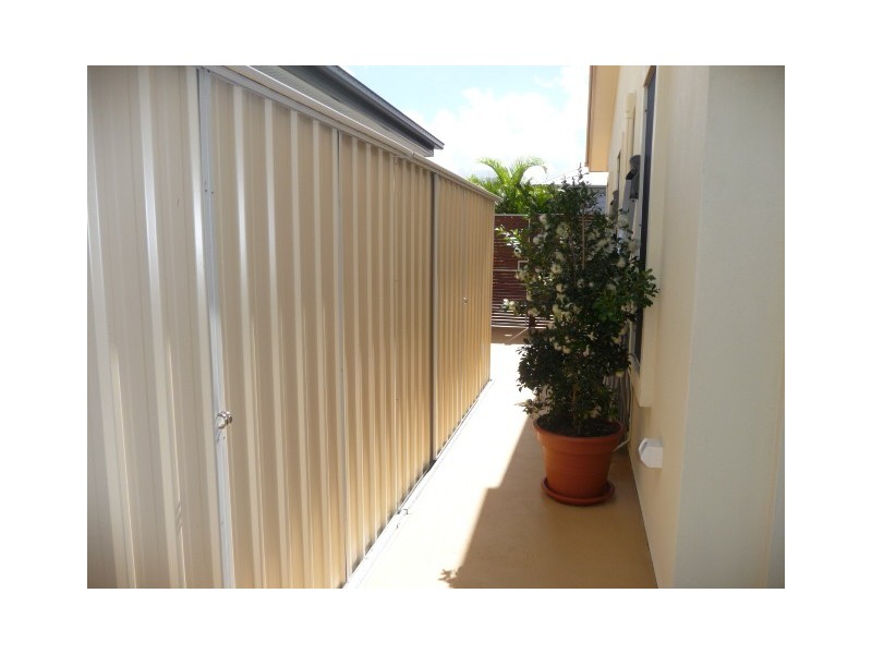 2/20 Gympie Rd, Tin Can Bay QLD 4580