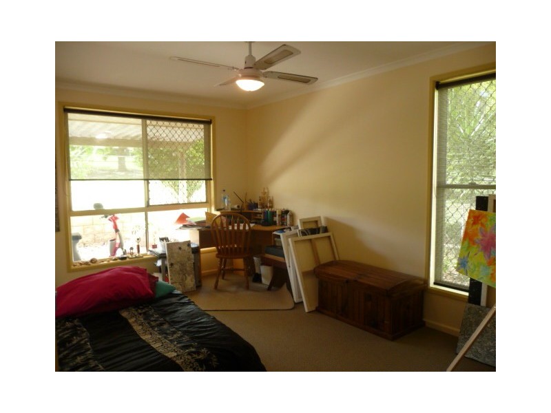 15 Mayflower Ct, Cooloola Cove QLD 4580