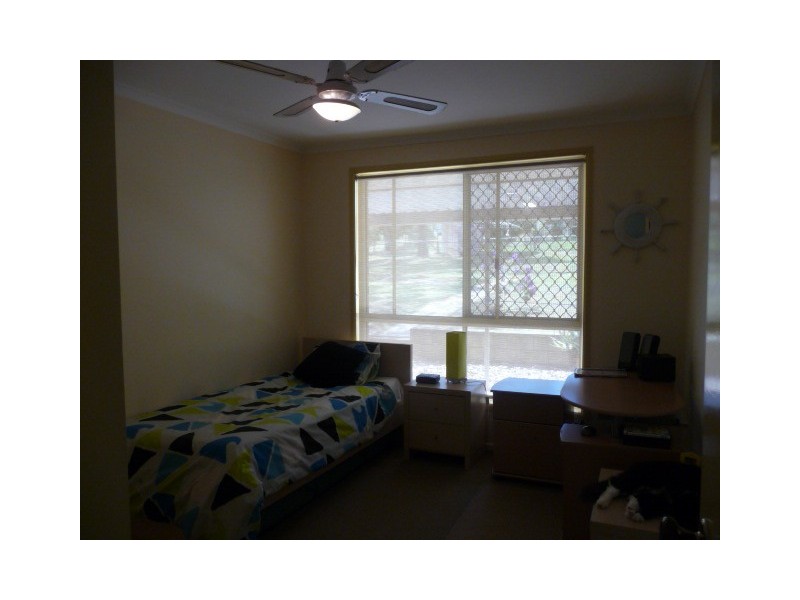 15 Mayflower Ct, Cooloola Cove QLD 4580