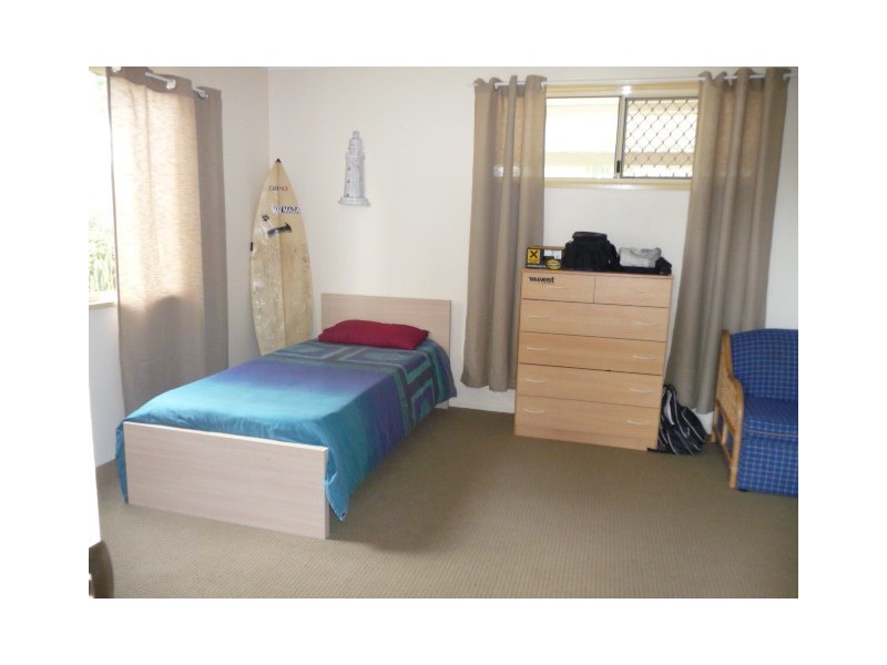 15 Mayflower Ct, Cooloola Cove QLD 4580