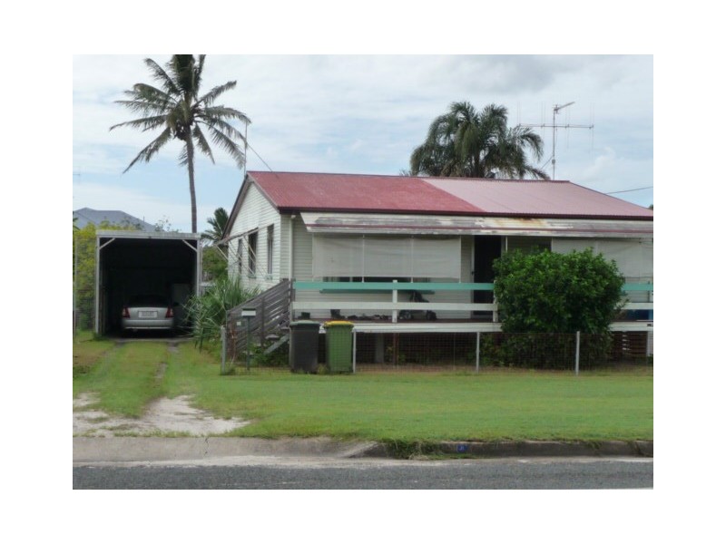 31 Gympie Road,, Tin Can Bay QLD 4580