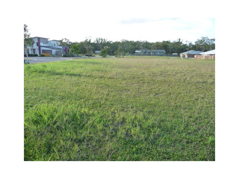 49 Creekside Esplanade, Cooloola Cove QLD 4580