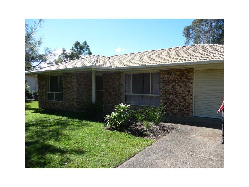 6 Essex Court, Cooloola Cove QLD 4580