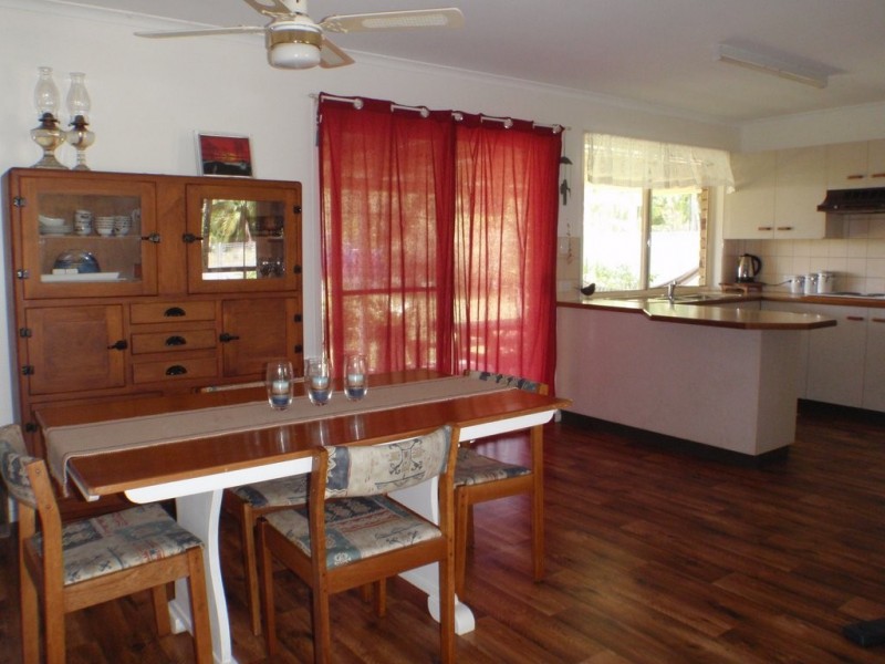 6 Essex Court, Cooloola Cove QLD 4580