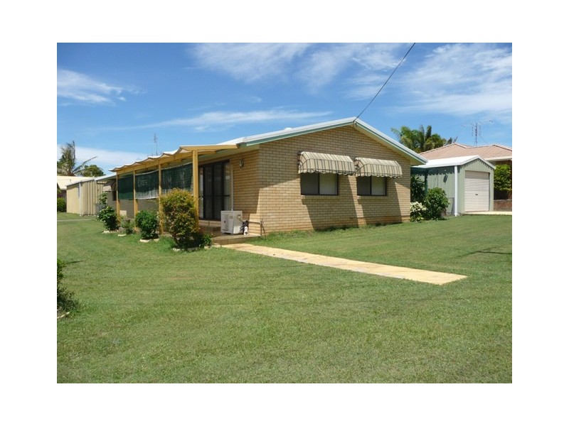 11 Salmon St, Tin Can Bay QLD 4580