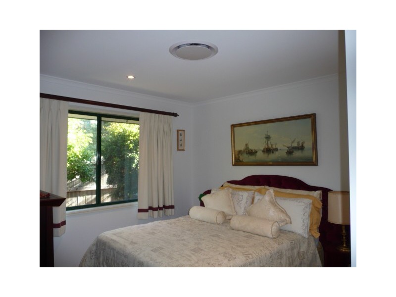 3 Parrot Street, Tin Can Bay QLD 4580
