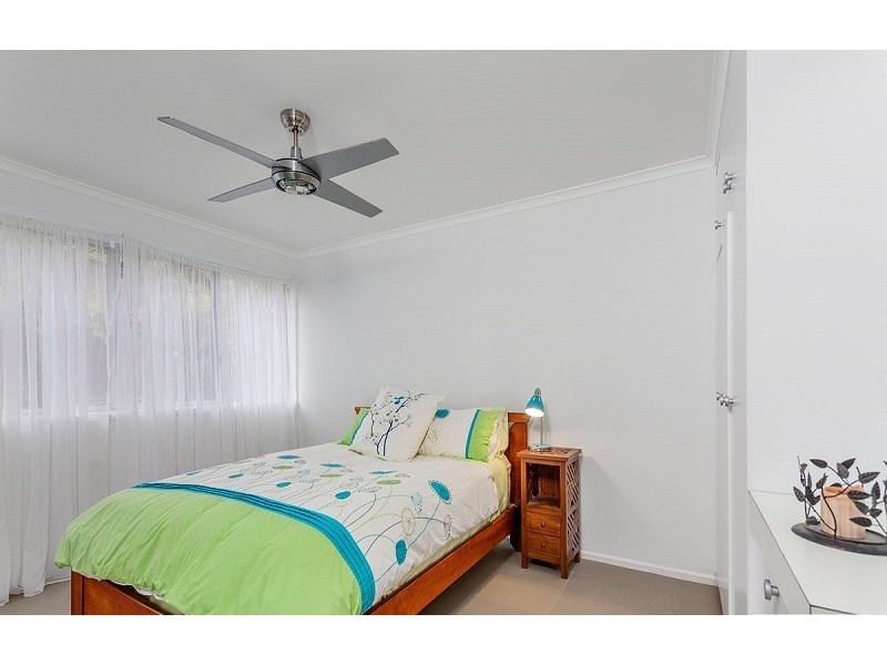 2 Oyster Pde, Tin Can Bay QLD 4580