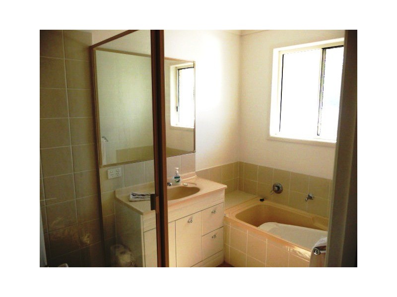 65 Marco Polo Ave, Cooloola Cove QLD 4580
