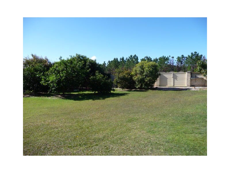 65 Marco Polo Ave, Cooloola Cove QLD 4580