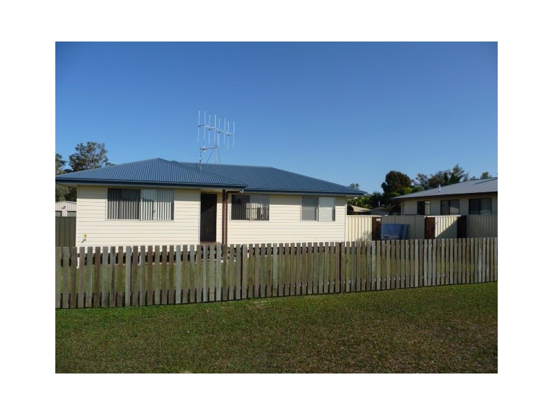 17 Nautilus Drive, Cooloola Cove QLD 4580