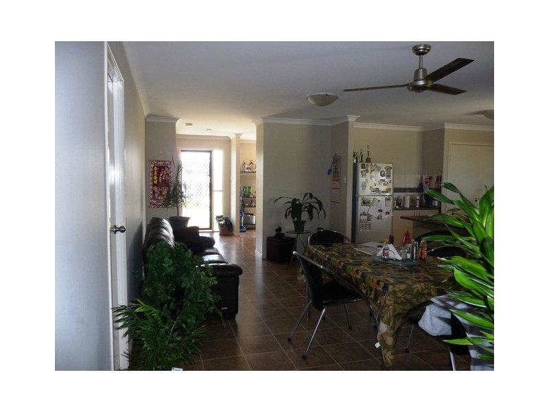 36 Creekside Esp, Cooloola Cove QLD 4580