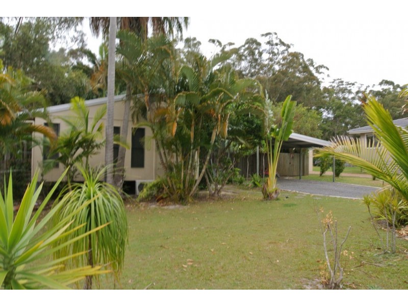 21 FYSHBURN DRIVE, Cooloola Cove QLD 4580