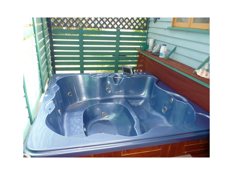 25 Discovery Dr, Cooloola Cove QLD 4580