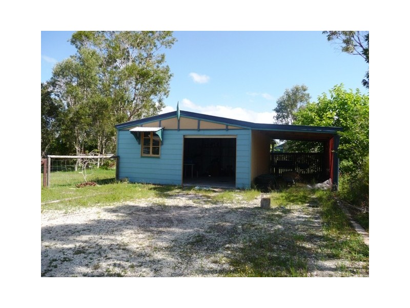 25 Discovery Dr, Cooloola Cove QLD 4580