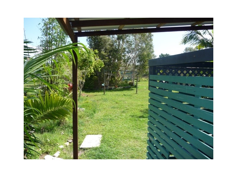 25 Discovery Dr, Cooloola Cove QLD 4580