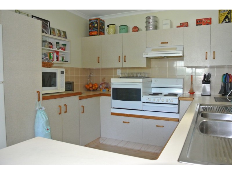 16 Anchovy Street, Tin Can Bay QLD 4580