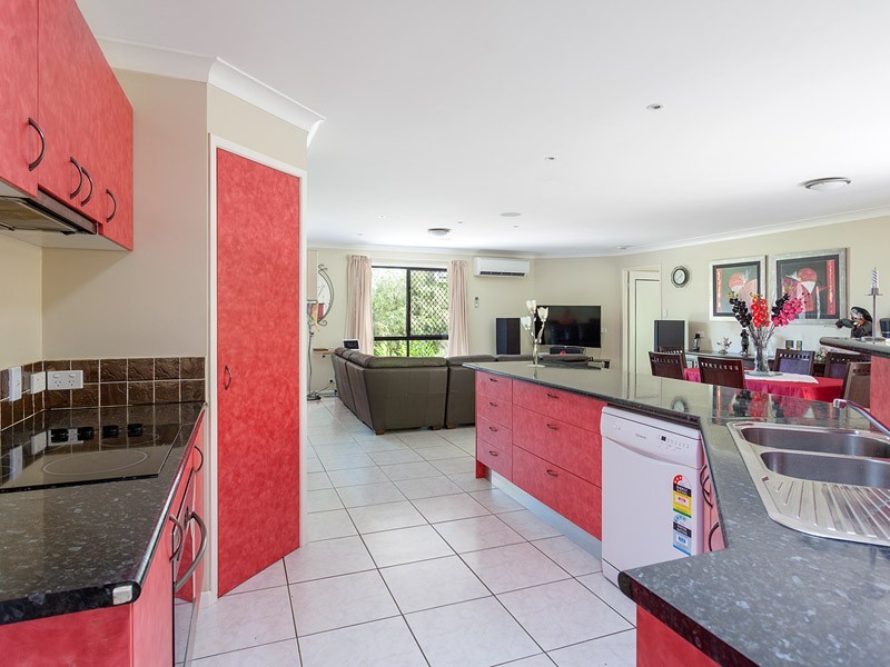 1 Cerebus Court, Cooloola Cove QLD 4580