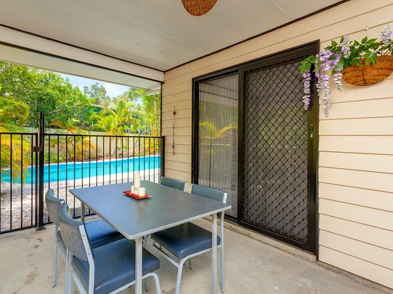 1 Cerebus Court, Cooloola Cove QLD 4580