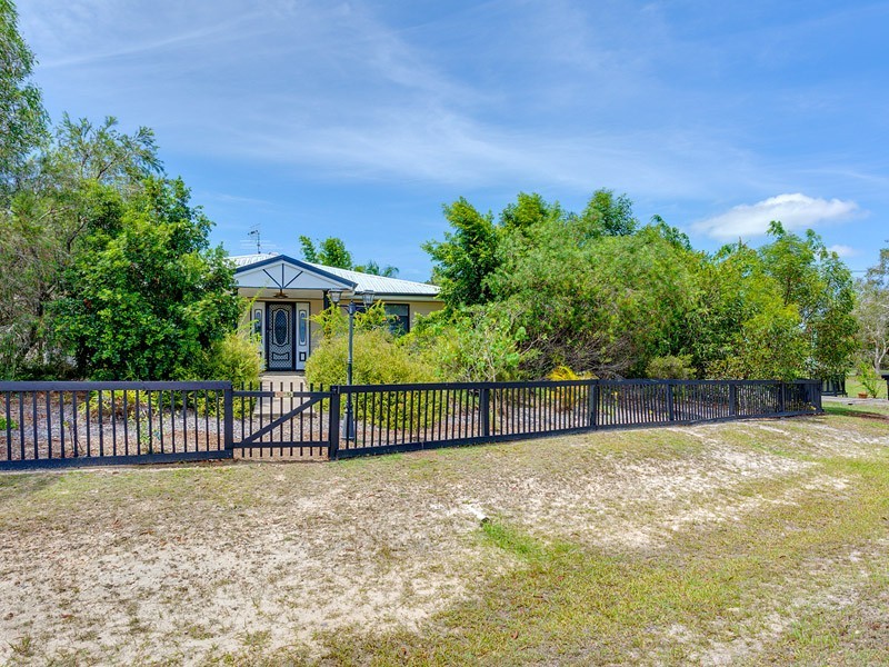 1 Cerebus Court, Cooloola Cove QLD 4580