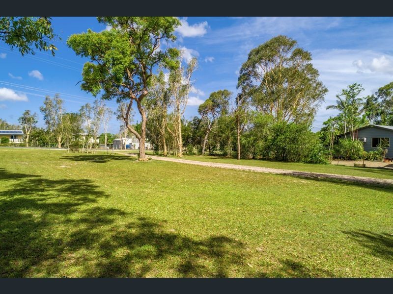 20 Queen Elizabeth Dr, Cooloola Cove QLD 4580