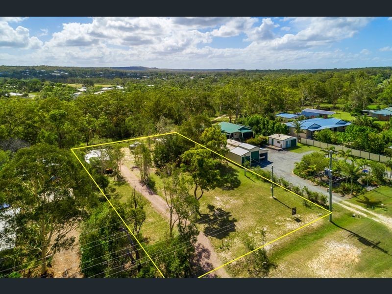 20 Queen Elizabeth Dr, Cooloola Cove QLD 4580