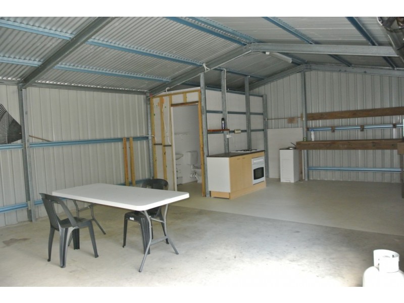 20 Queen Elizabeth Dr, Cooloola Cove QLD 4580