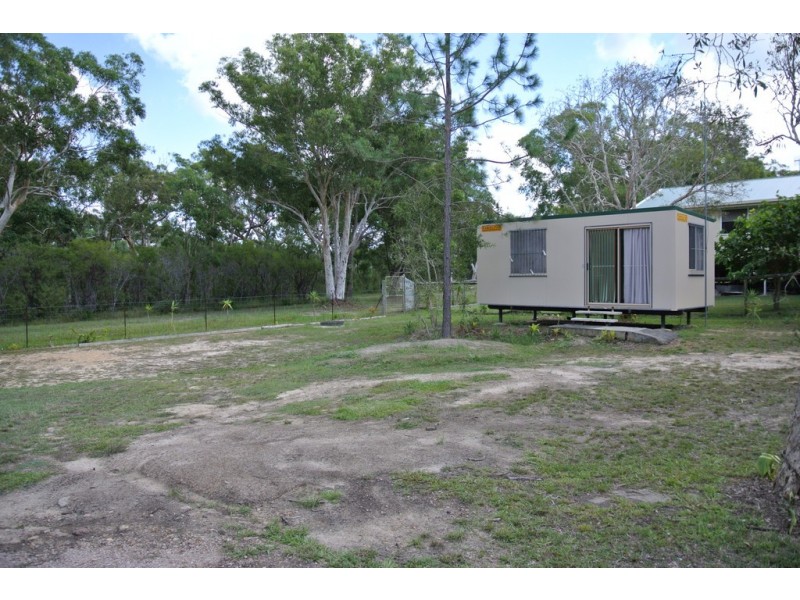 20 Queen Elizabeth Dr, Cooloola Cove QLD 4580