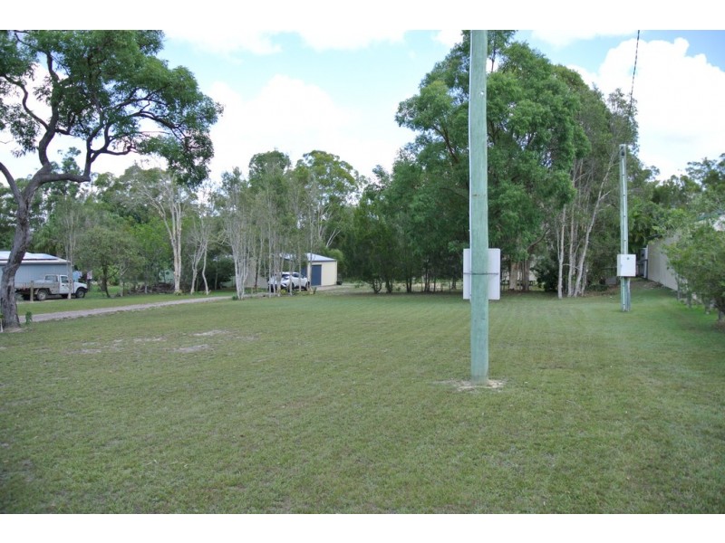 20 Queen Elizabeth Dr, Cooloola Cove QLD 4580