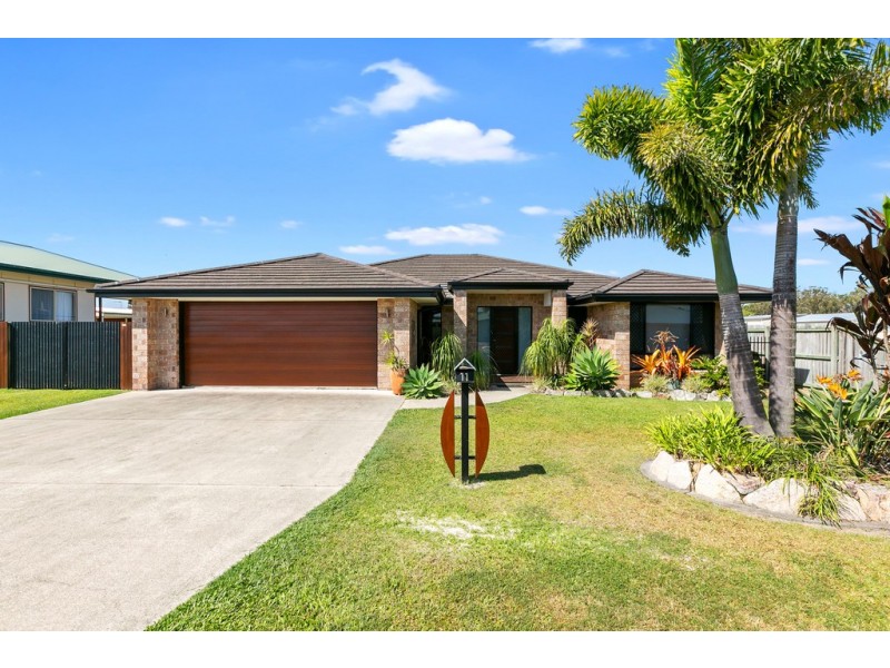 11 Kanimbla Avenue, Cooloola Cove QLD 4580