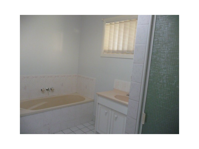 124 Golden Hind Ave, Cooloola Cove QLD 4580