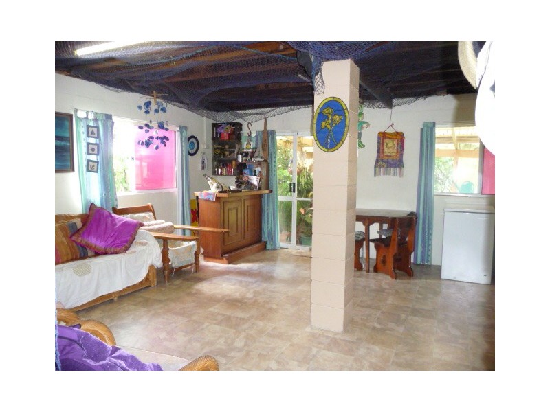 22 Tailor St, Tin Can Bay QLD 4580