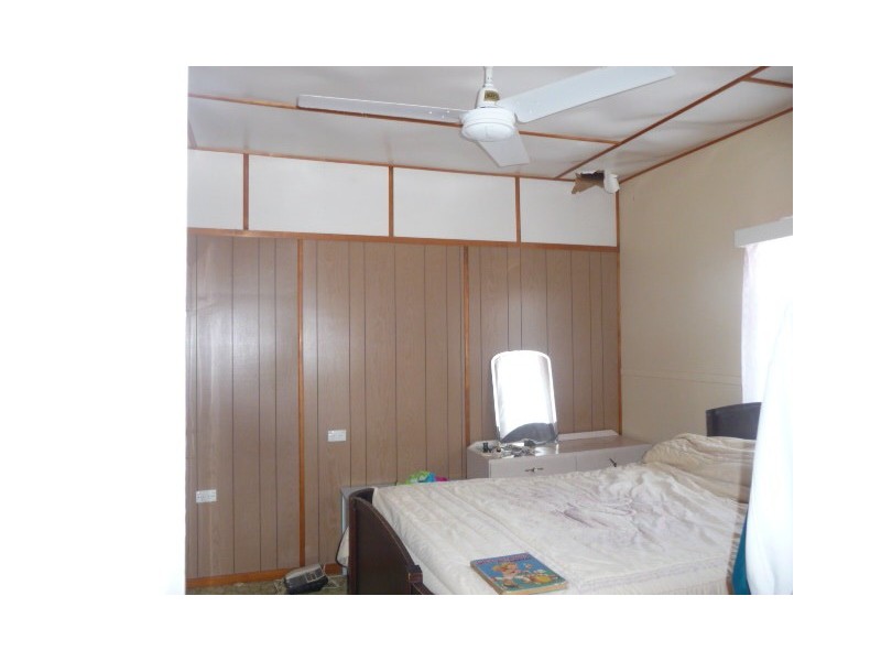 12 Buchanan St, Tin Can Bay QLD 4580