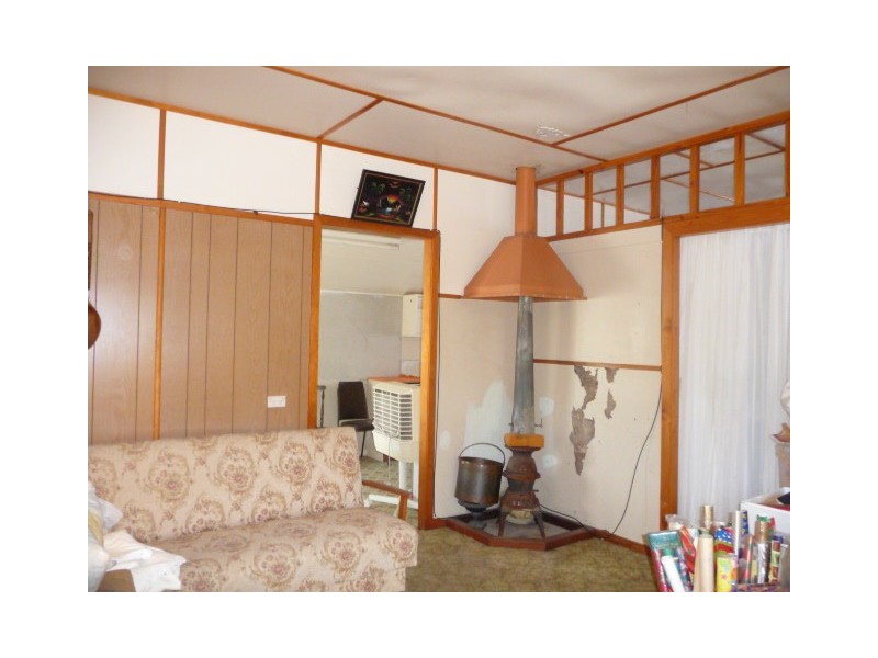 12 Buchanan St, Tin Can Bay QLD 4580