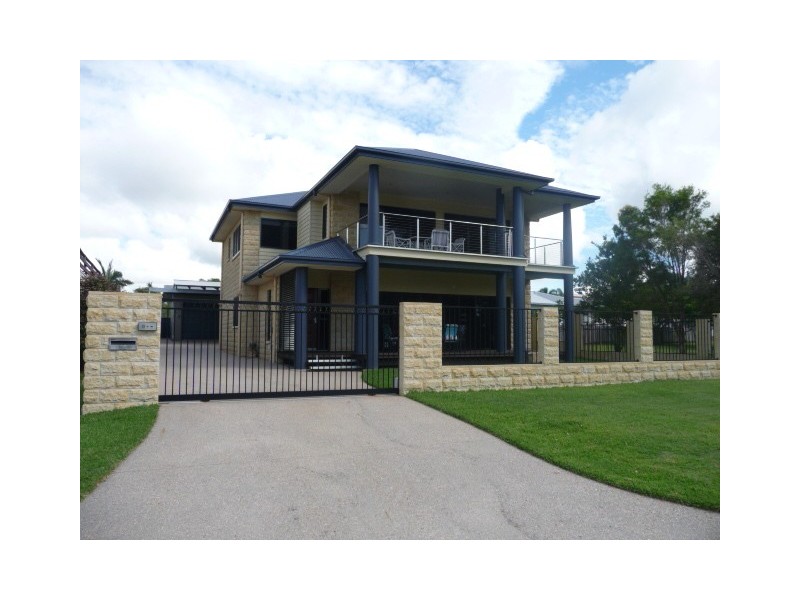 62 Esplanade, Tin Can Bay QLD 4580