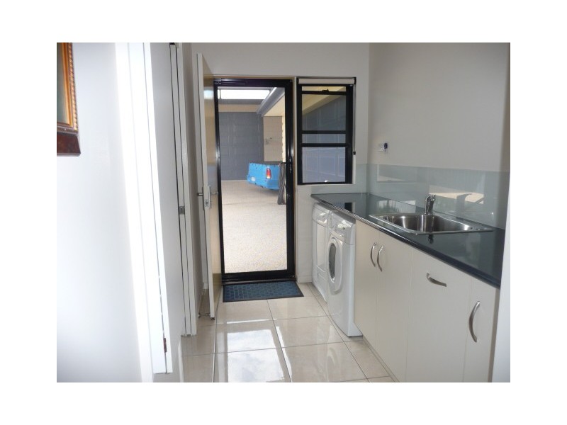 62 Esplanade, Tin Can Bay QLD 4580